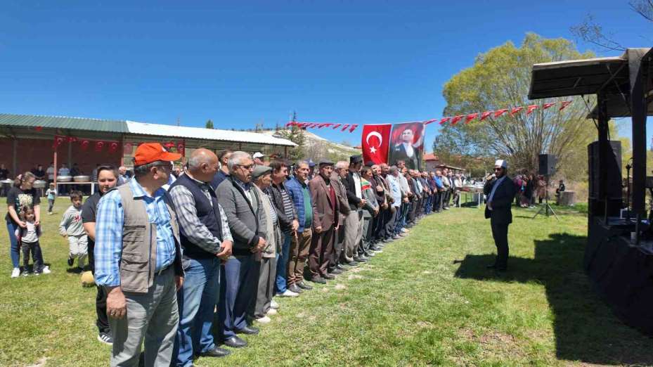 (ÖZEL) Gemiç’te Hıdırellez Şenliği ile Yağmur ve Şükür Duası yapıldı