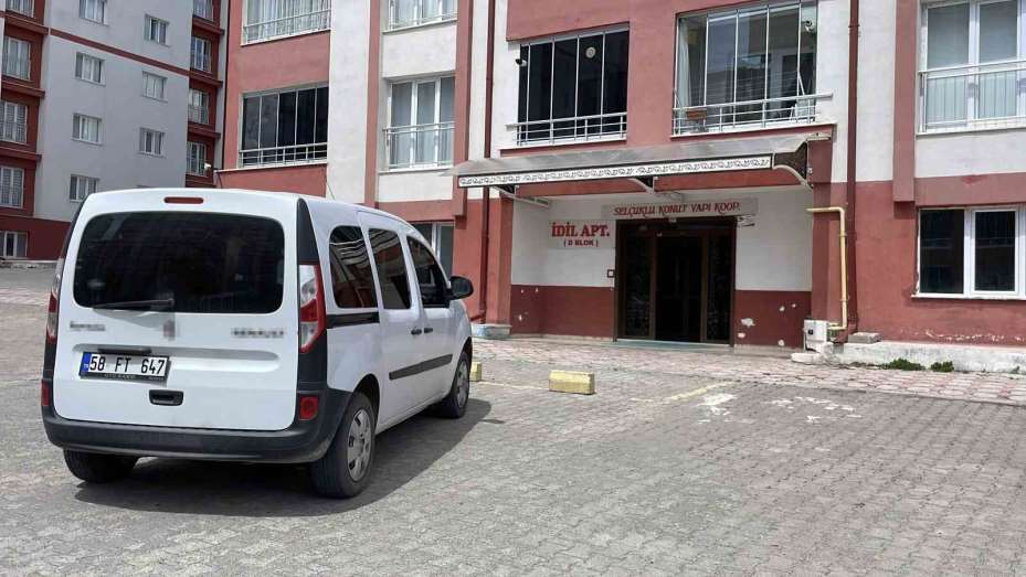 Boğazları kesilerek öldürülen kardeşlerin amcası: "Babaları 4 yıldır kayıptı"