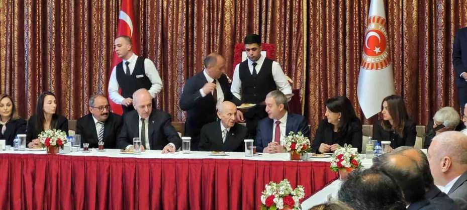 MHP Lideri Bahçeli, TBMM’de Sırrı Süreyya Önder için düzenlenen anma programına katıldı