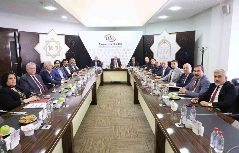 ATO Başkanı Baran: "Başkentimiz ile dünya başkentlerini AJet’in direkt uçuşları ile birbirine bağlayalım"