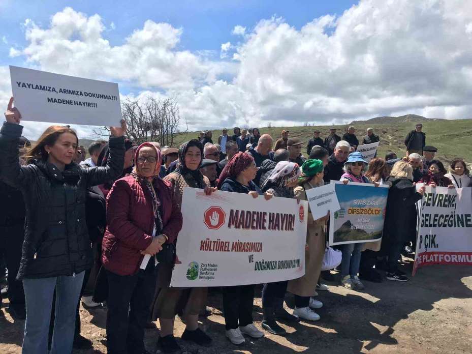 Köy sakinleri maden firmalarına seslendi, "Havama, suyuma, toprağıma dokunma"