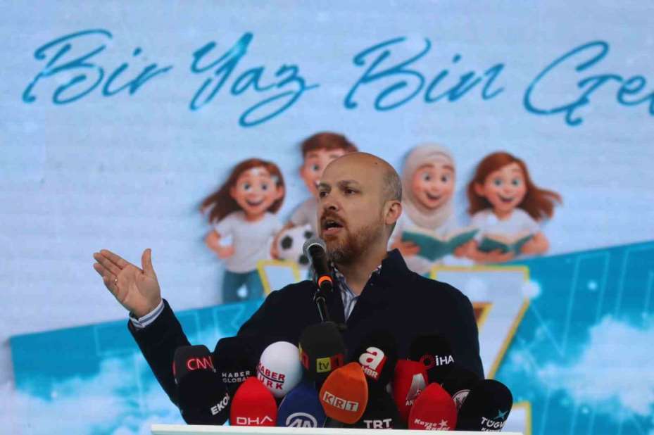 TÜGVA Yüksek İstişare Kurulu Üyesi Bilal Erdoğan: "Bu milletin ayağa kalkması lazım ve bunu başaracak olan gençlerdir"