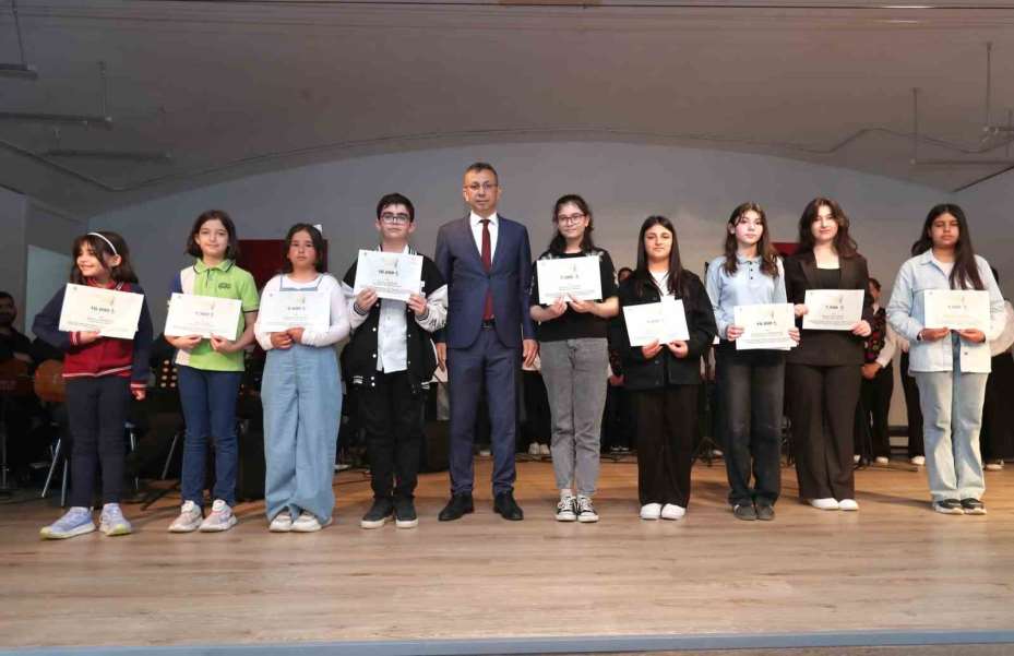 Yunus Emre, ’Bir Nefes Yunus’ programı ile anıldı