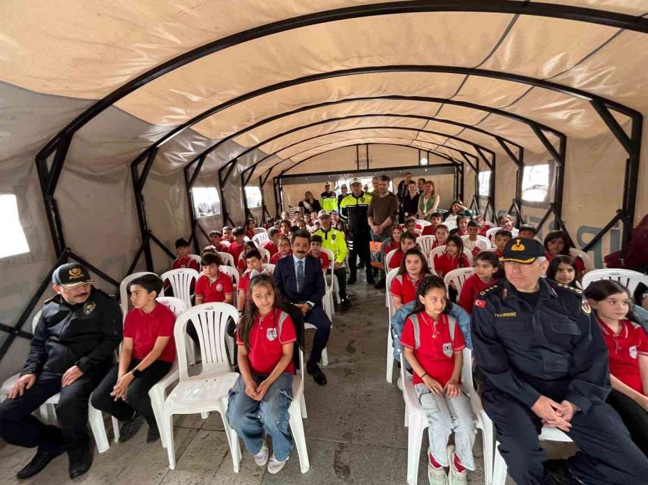 Kırşehir’de Trafik Haftası etkinliği düzenlendi