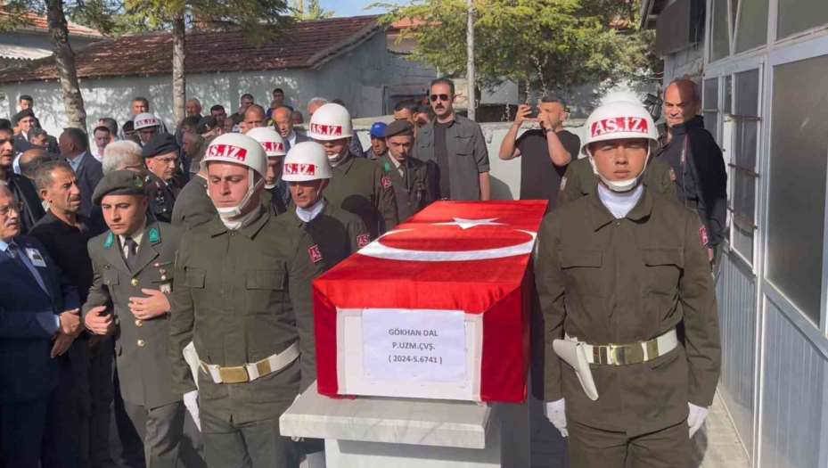 Kazada hayatını kaybeden Uzman Çavuş Aksaray’da toprağa verildi