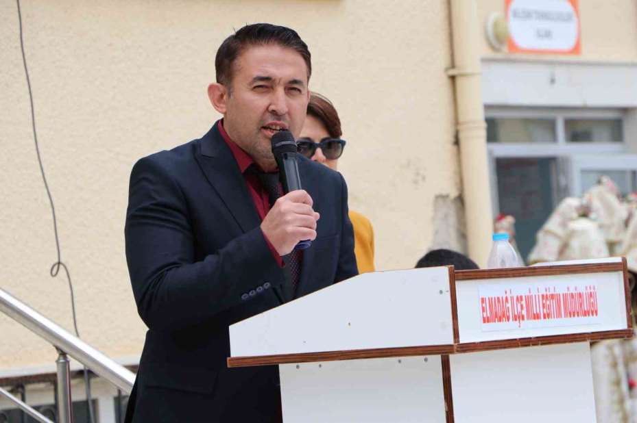 Elmadağ’da "2025-2026 Eğitim-Öğretim Yılı Mesleki Alan Tanıtım Etkinlikleri" programı