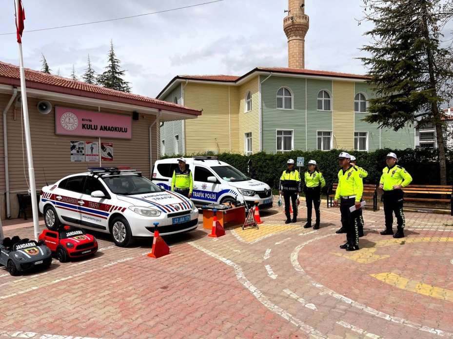Kulu’da anaokulu öğrencilerine trafik güvenliği eğitimi