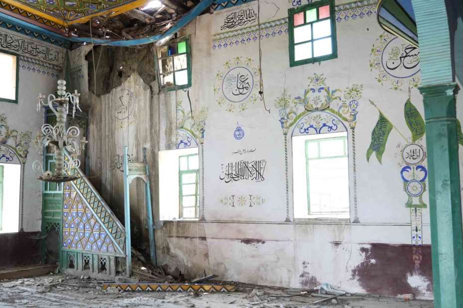 Ahşap işçiliği ile dikkat çeken cami yıkılma tehlikesiyle karşı karşıya