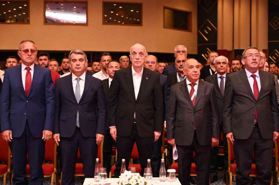 TÜRK-İŞ Genel Başkanı Atalay: "Sendikanın görevi temsil ettiği insanların, işverenlerin ve ülkenin hak ve menfaatini korumak"