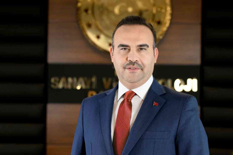 Bakan Kacır: "Sanayicimizi tüm imkanlarımızla desteklemeye devam edeceğiz"