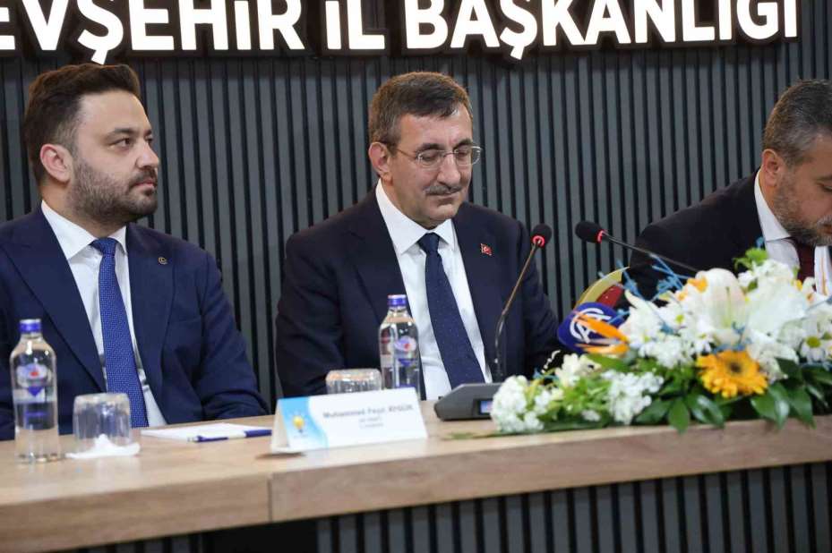 Cumhurbaşkanı Yardımcısı Yılmaz: "Ana muhalefet partisinin tek yaptığı popülizm"