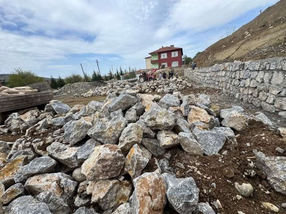 Özükavak Belediyesi, hizmetlerine kesintisiz devam ediyor