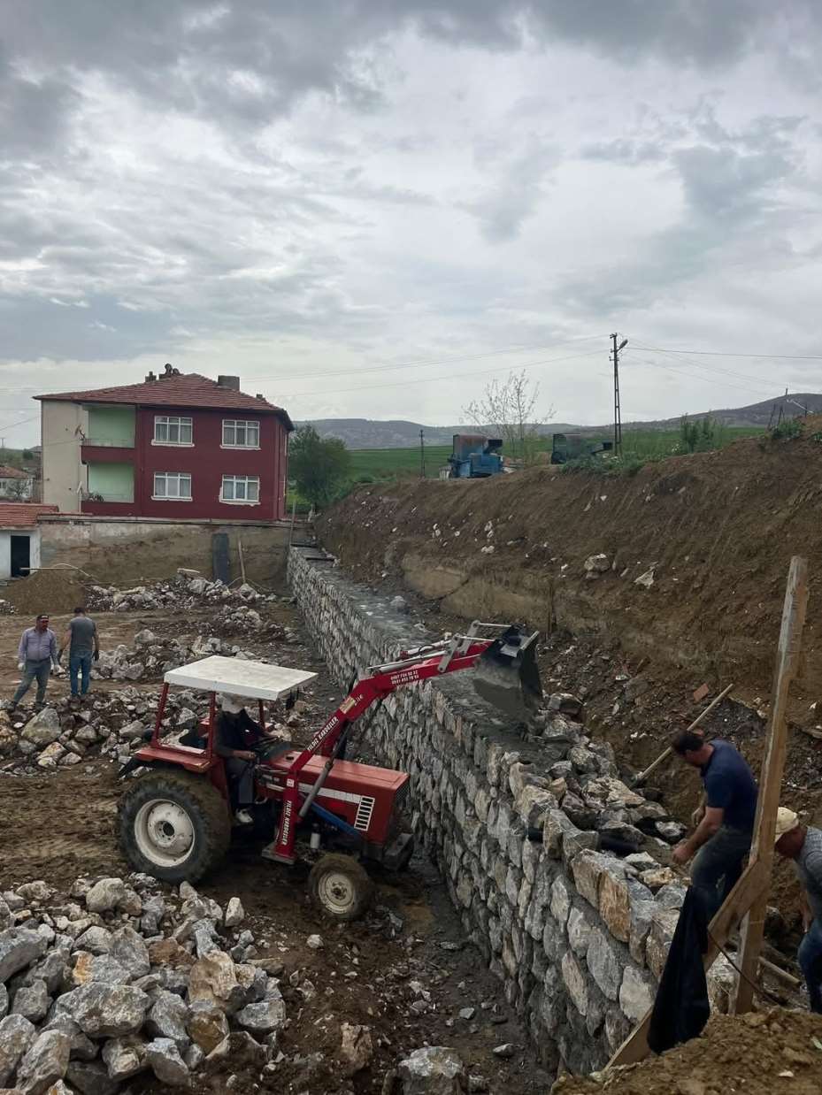 Özükavak Belediyesi, hizmetlerine kesintisiz devam ediyor