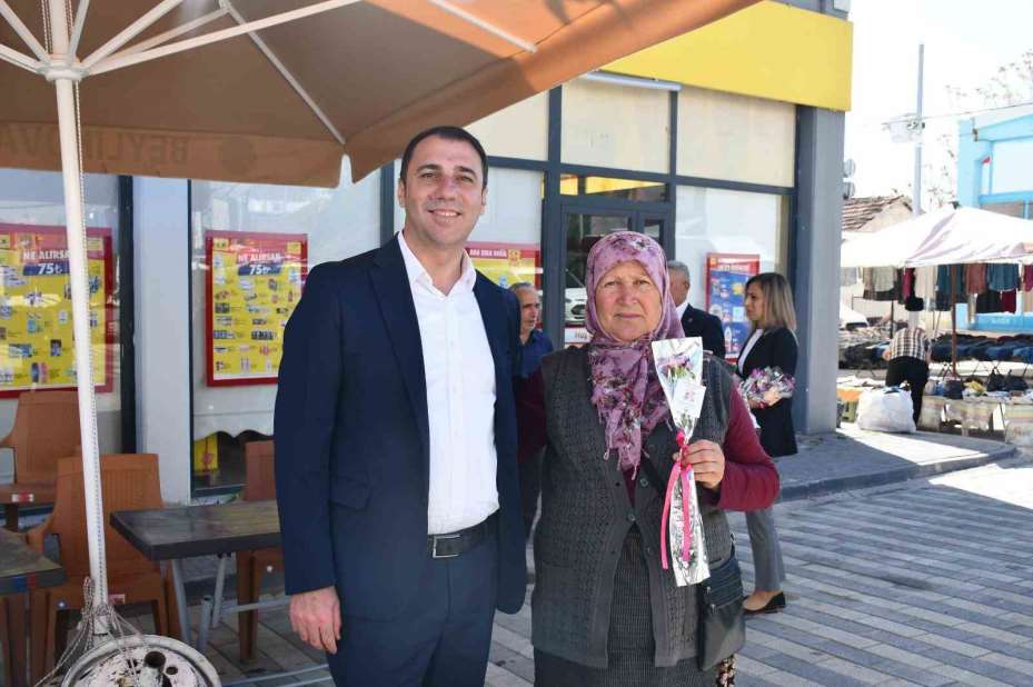 Beylikova Belediyesi anneleri unutmadı