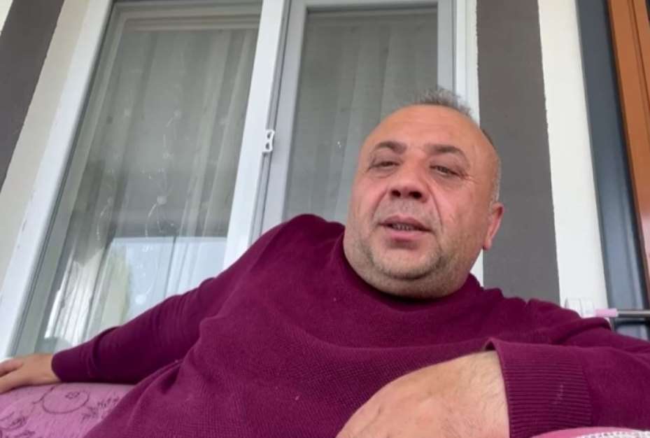 Yolda karşılaştığı ayıyı aracıyla kovaladı