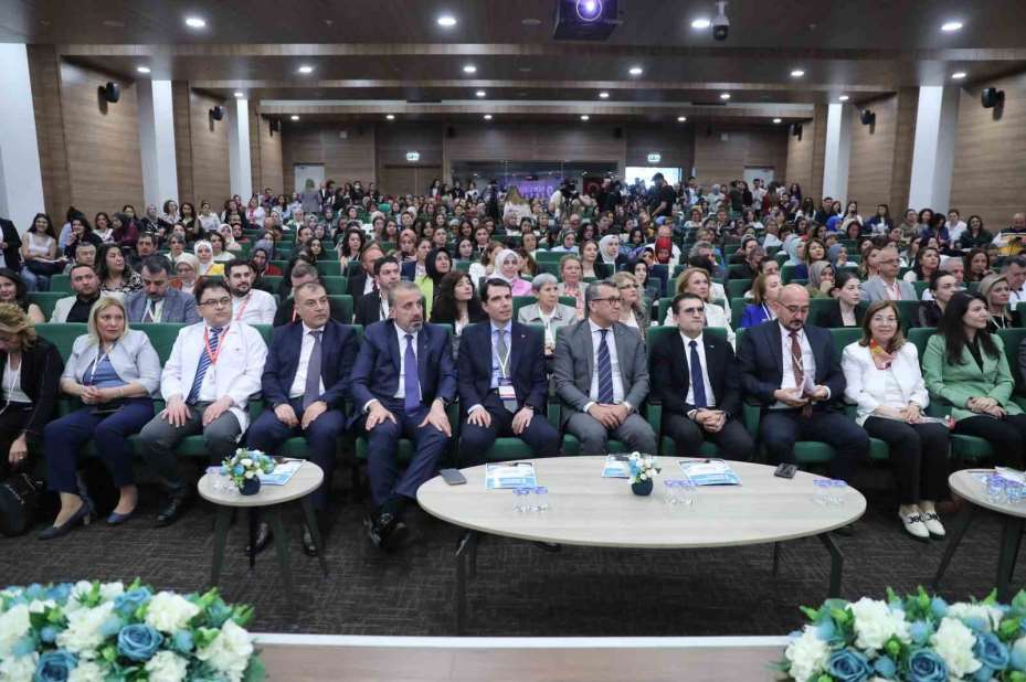 Etlik Şehir Hastanesi’nde ‘Ulusal Bütünleşik 2’nci Hemşirelik Ebelik Kongresi’ düzenlendi