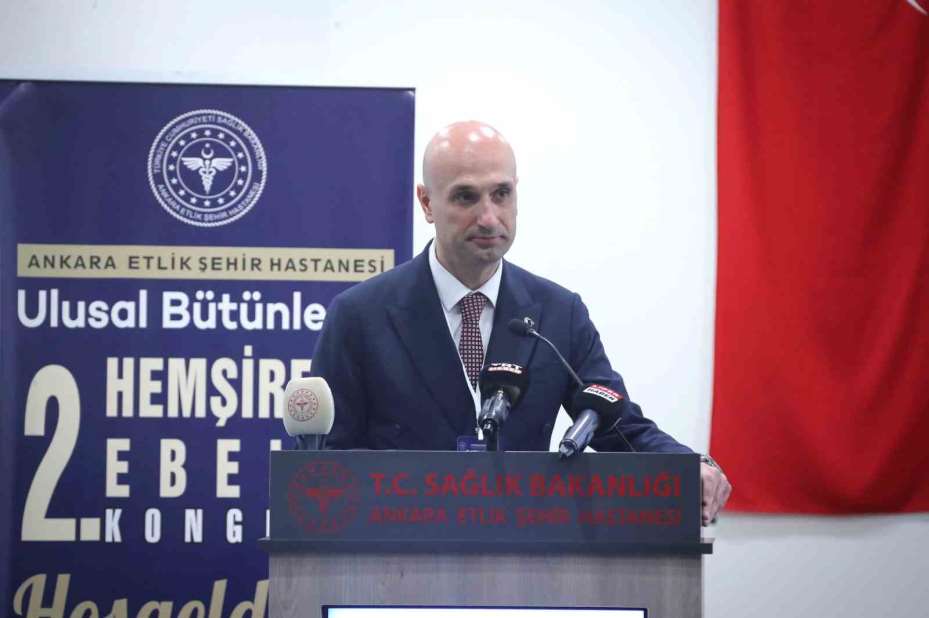Etlik Şehir Hastanesi’nde ‘Ulusal Bütünleşik 2’nci Hemşirelik Ebelik Kongresi’ düzenlendi