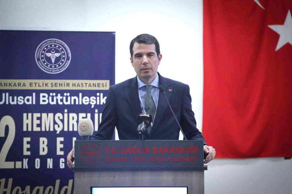 Etlik Şehir Hastanesi’nde ‘Ulusal Bütünleşik 2’nci Hemşirelik Ebelik Kongresi’ düzenlendi
