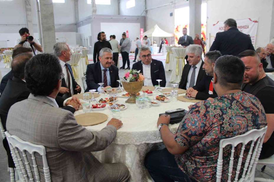 Kadim Bakliyat, günlük 300 ton işleme, 50 ton paketleme yapılacak tesisini açtı