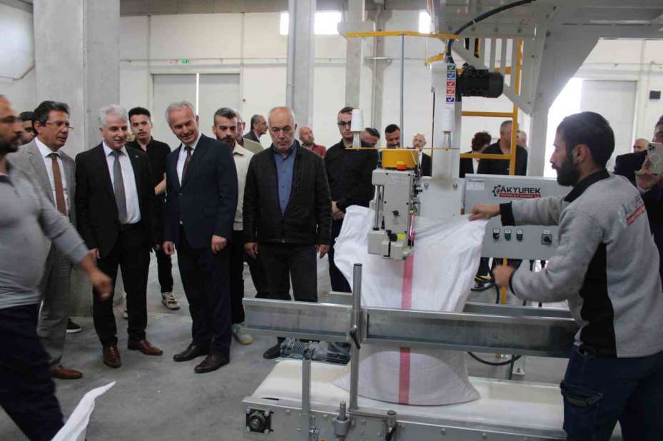 Kadim Bakliyat, günlük 300 ton işleme, 50 ton paketleme yapılacak tesisini açtı