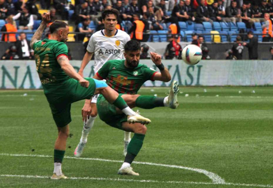 MKE Ankaragücü, 2. Lig’e düştü.
