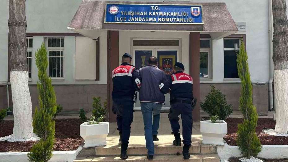 Kırıkkale’de çeşitli suçlardan aranan 3 hükümlü yakalandı