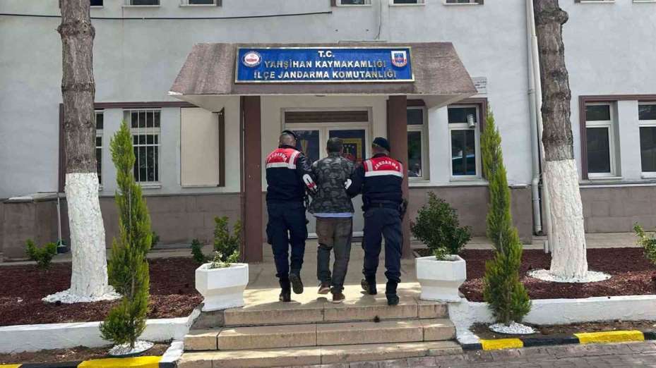 Kırıkkale’de çeşitli suçlardan aranan 3 hükümlü yakalandı