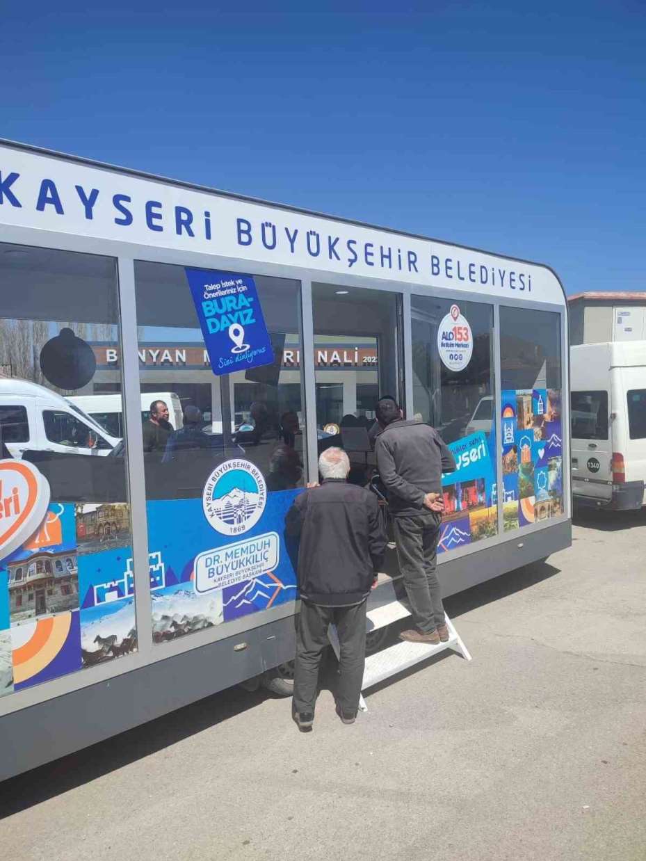 Kayseri Büyükşehir, Mobil Beyaz Masa ile vatandaşla iç içe