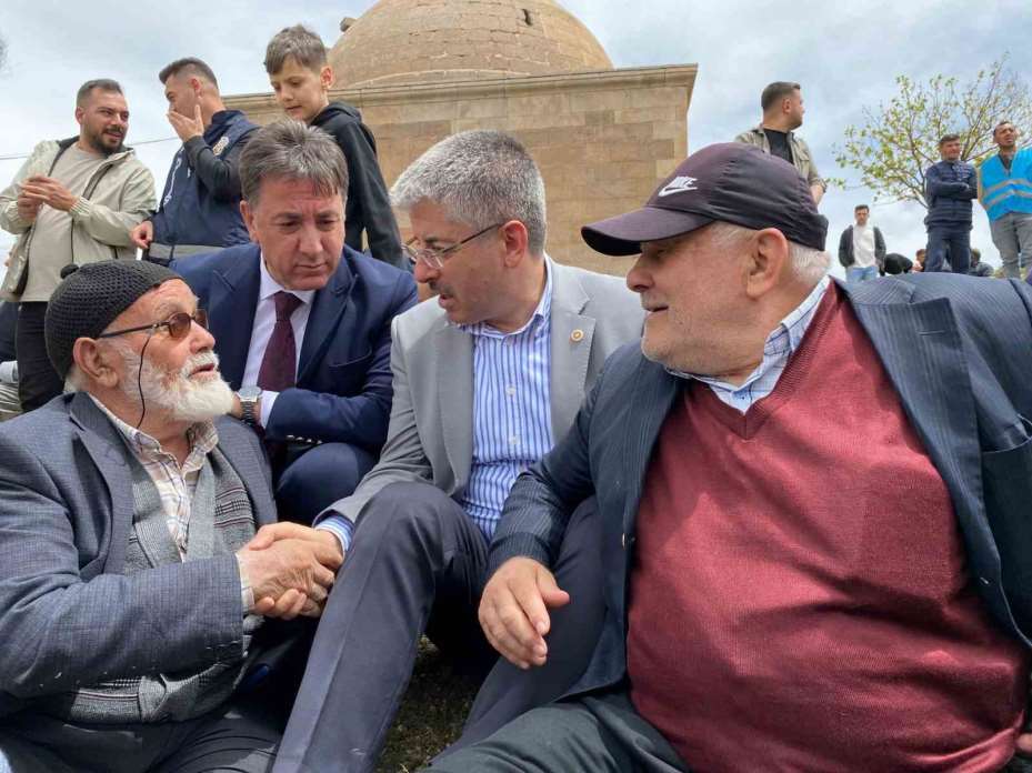 Şaban Çopuroğlu, Develi’de Hıdırellez coşkusuna ortak oldu