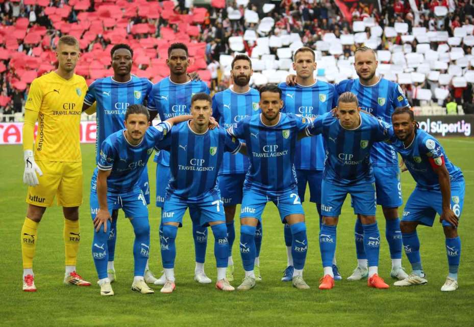 Trendyol Süper Lig: Sivasspor: 0 - Bodrum FK: 0 (İlk yarı)
