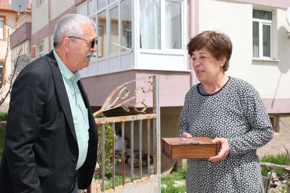 Başkan Metin şehit annelerini unutmadı