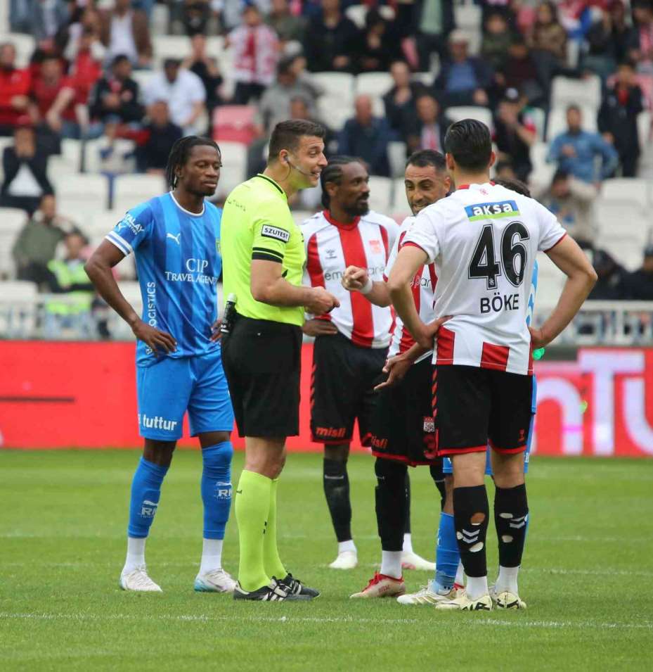 Trendyol Süper Lig: Sivasspor: 0 - Bodrum FK: 0 (Maç sonucu)