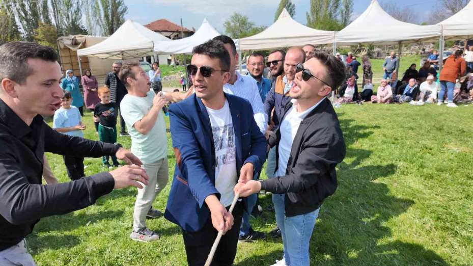 Tarihi Osmanlı köyünde Hıdırellez Şenliği ile yağmur ve şükür duası yapıldı