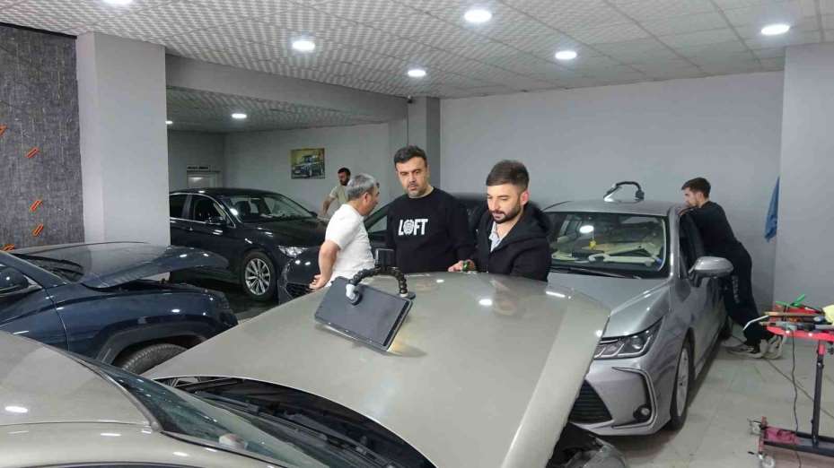 Dolu araçları vurdu, araç sahipleri ustaların yolunu tuttu