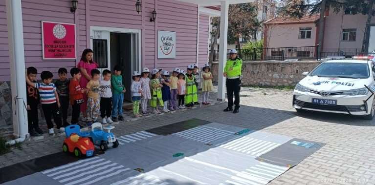 Niğde’de miniklere trafik eğitimi verildi