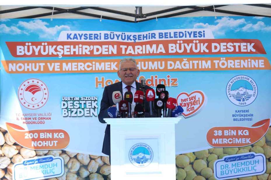 Başkan Büyükkılıç’tan üreticilere dev tohum desteği: 6 yılda 3 bin 992 ton tohum dağıtıldı