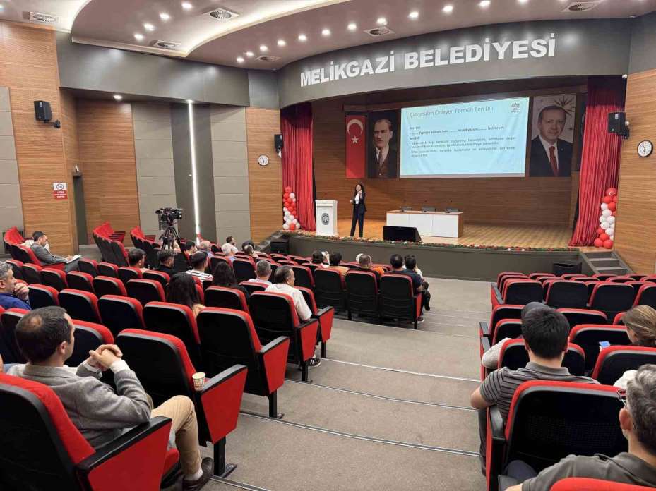 Melikgazi’de personele yönelik aile eğitimi
