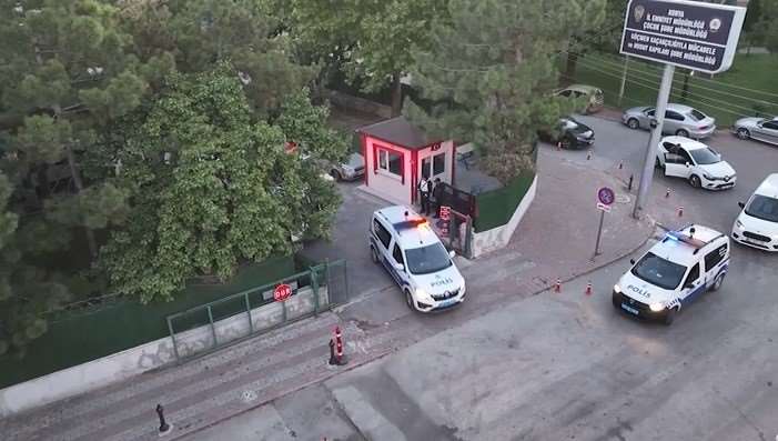 Göçmen kaçakçılığı organizatörlerine operasyon: 8 tutuklama
