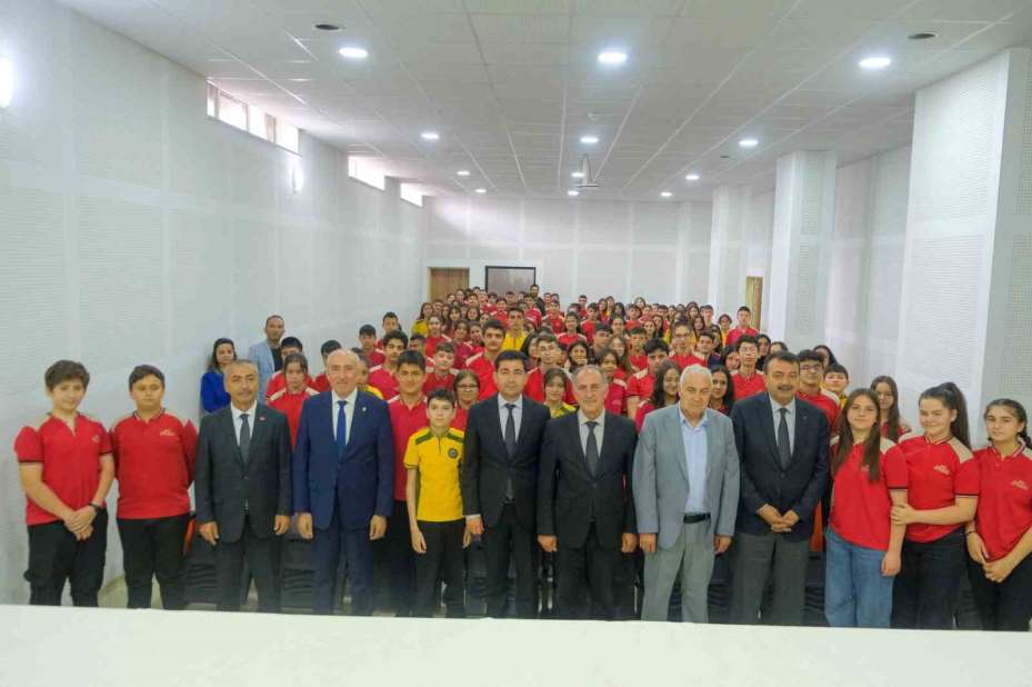 Başkanlar anlattı, öğrenciler dinledi