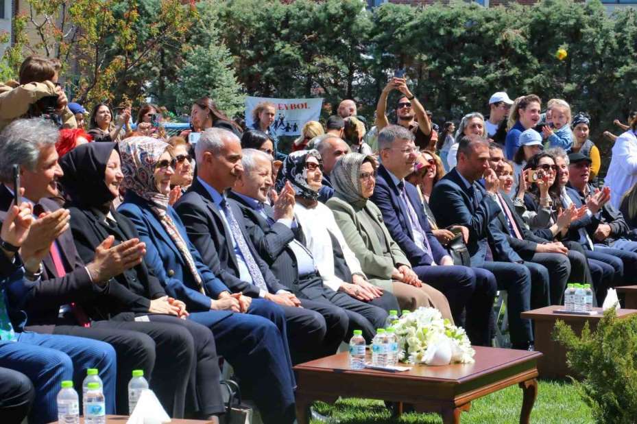 ’Sanat ve Spor Festivali’ engelsiz kalpleri buluşturdu