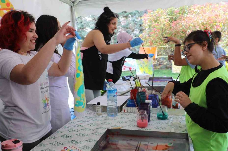 ’Sanat ve Spor Festivali’ engelsiz kalpleri buluşturdu