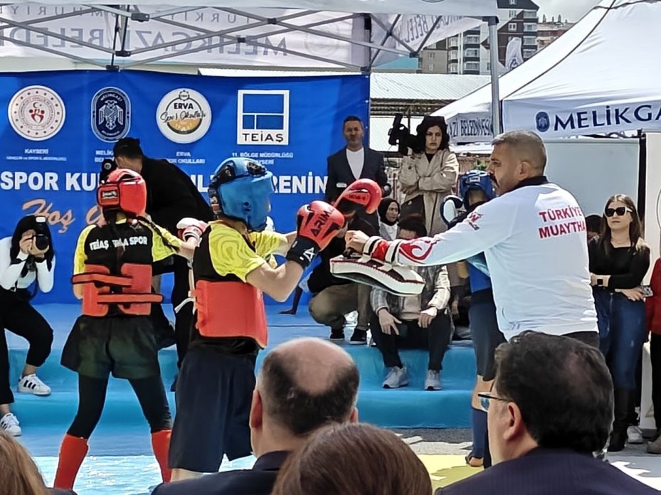 Vali Çiçek: "ERVA Spor Okullarını şeref meselemiz yaptık"