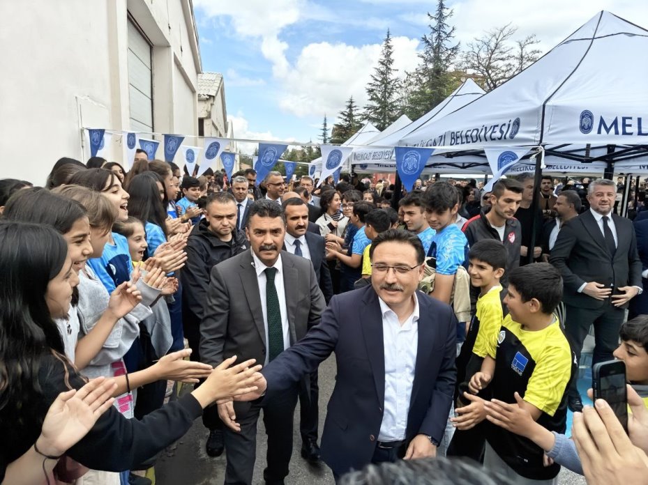 Vali Çiçek: "ERVA Spor Okullarını şeref meselemiz yaptık"