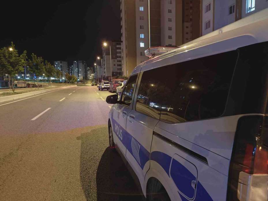 Kayseri’de bıçaklı kavga: 2 yaralı