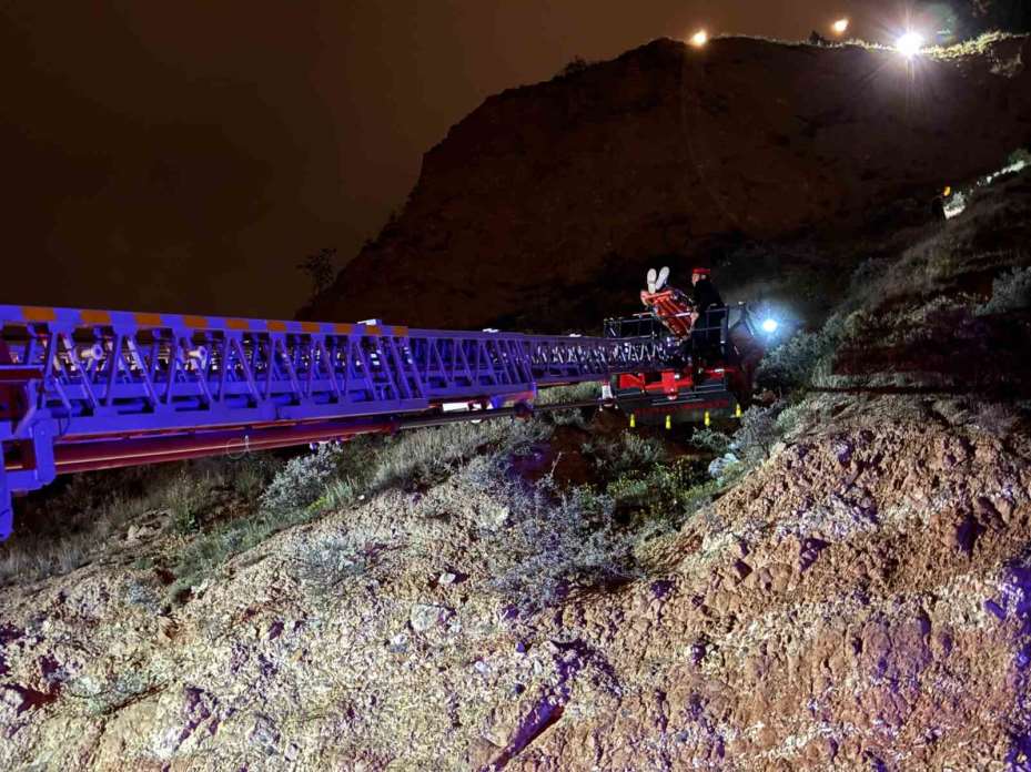 Çankırı Kalesi’nden kayalıklara düştü, ekipler seferber oldu
