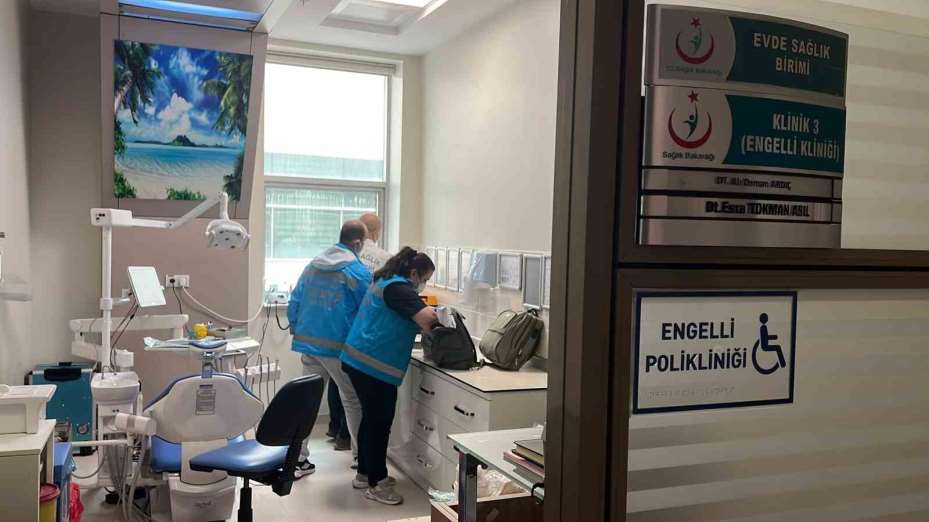 Yaşlı hastalar doktora değil, doktor hastanın evine gidiyor