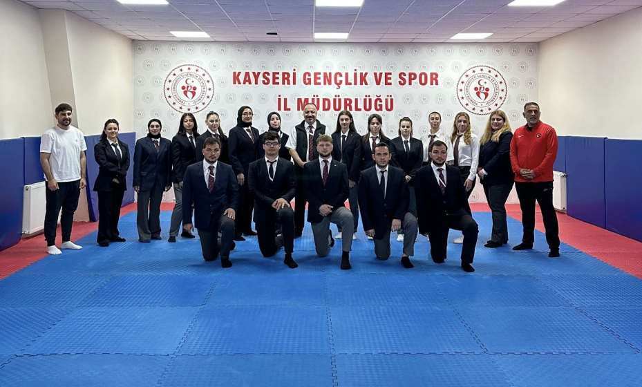 Karate Aday Hakemlik Kursu tamamlandı