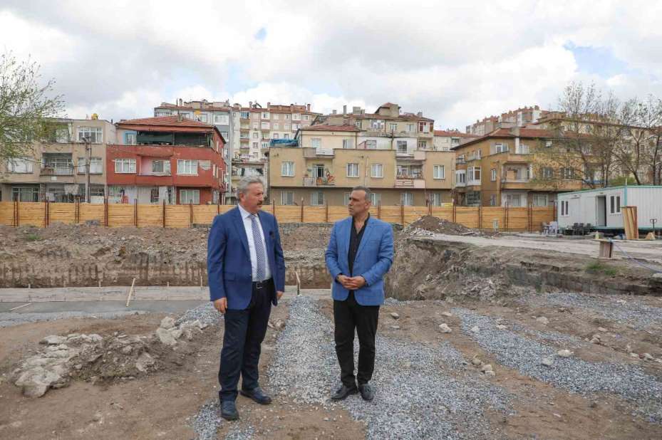 Başkan Palancıoğlu: "Aydınlıkevler Mahallemizde kentsel dönüşümün ilk adımını attık"