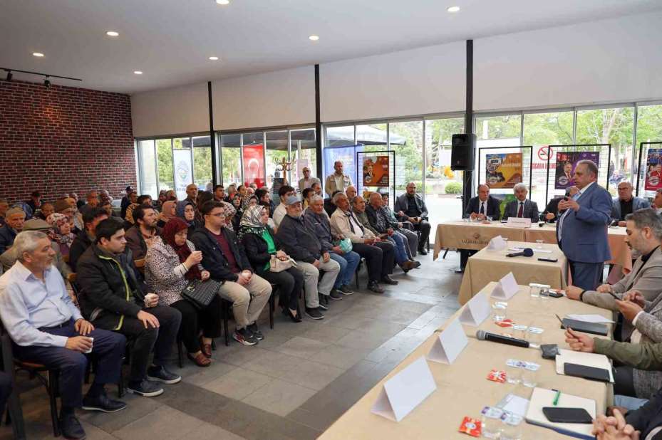 ‘Vatandaş Soruyor Başkan Cevaplıyor’ bu kez 7/24 Kütüphane’de