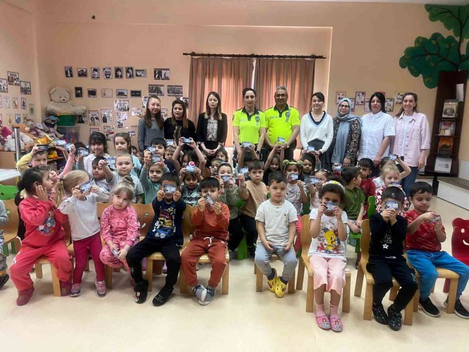 Es Çocuk Evi’nin minikleri trafik dedektifi oldu